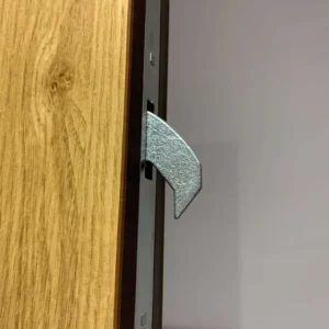 Close up of Rockdoor top hook from the side